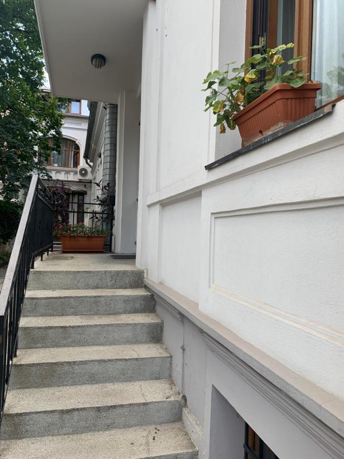 Happy Accomodation Bucharest Exterior photo