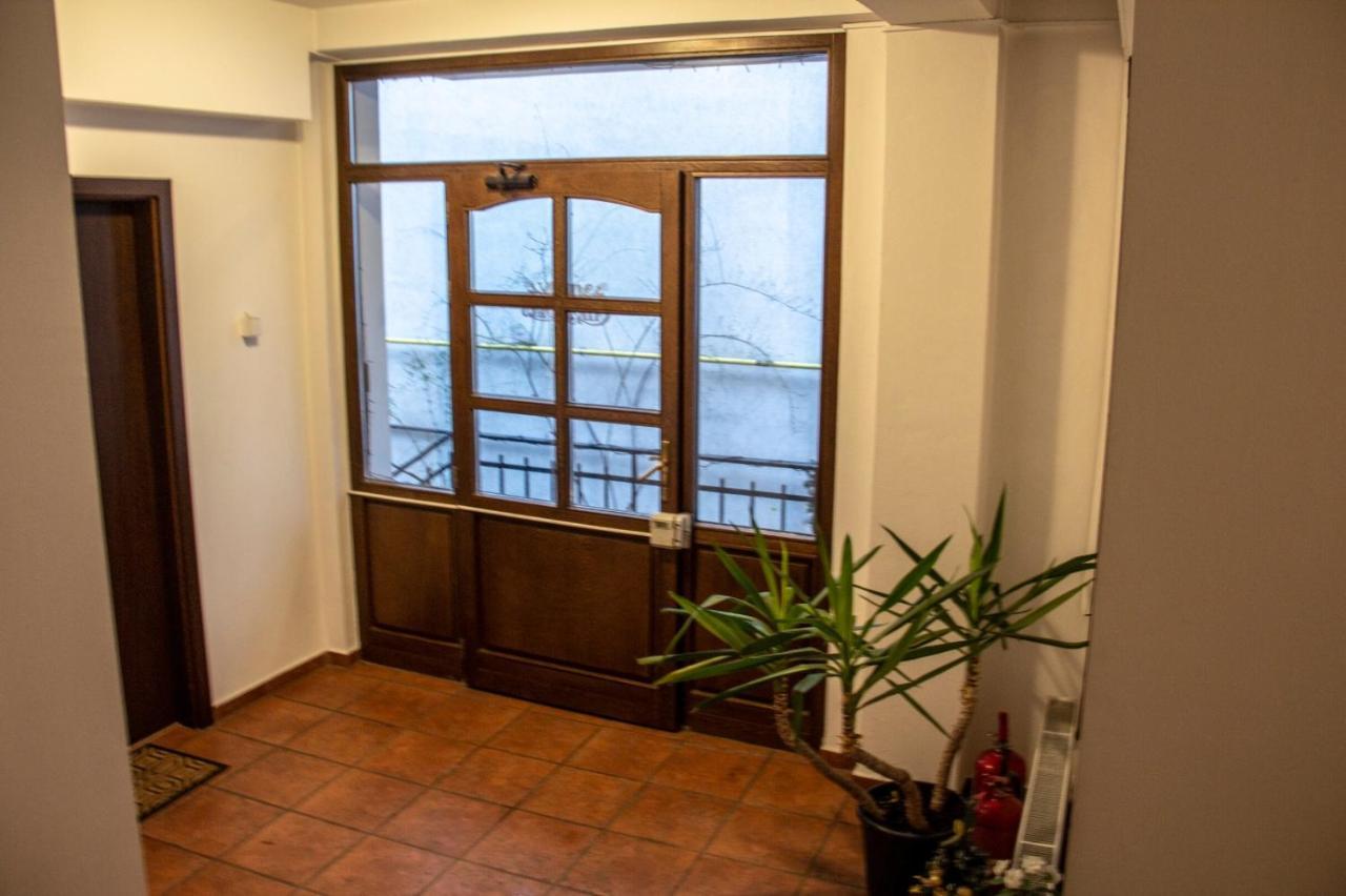 Happy Accomodation Bucharest Exterior photo