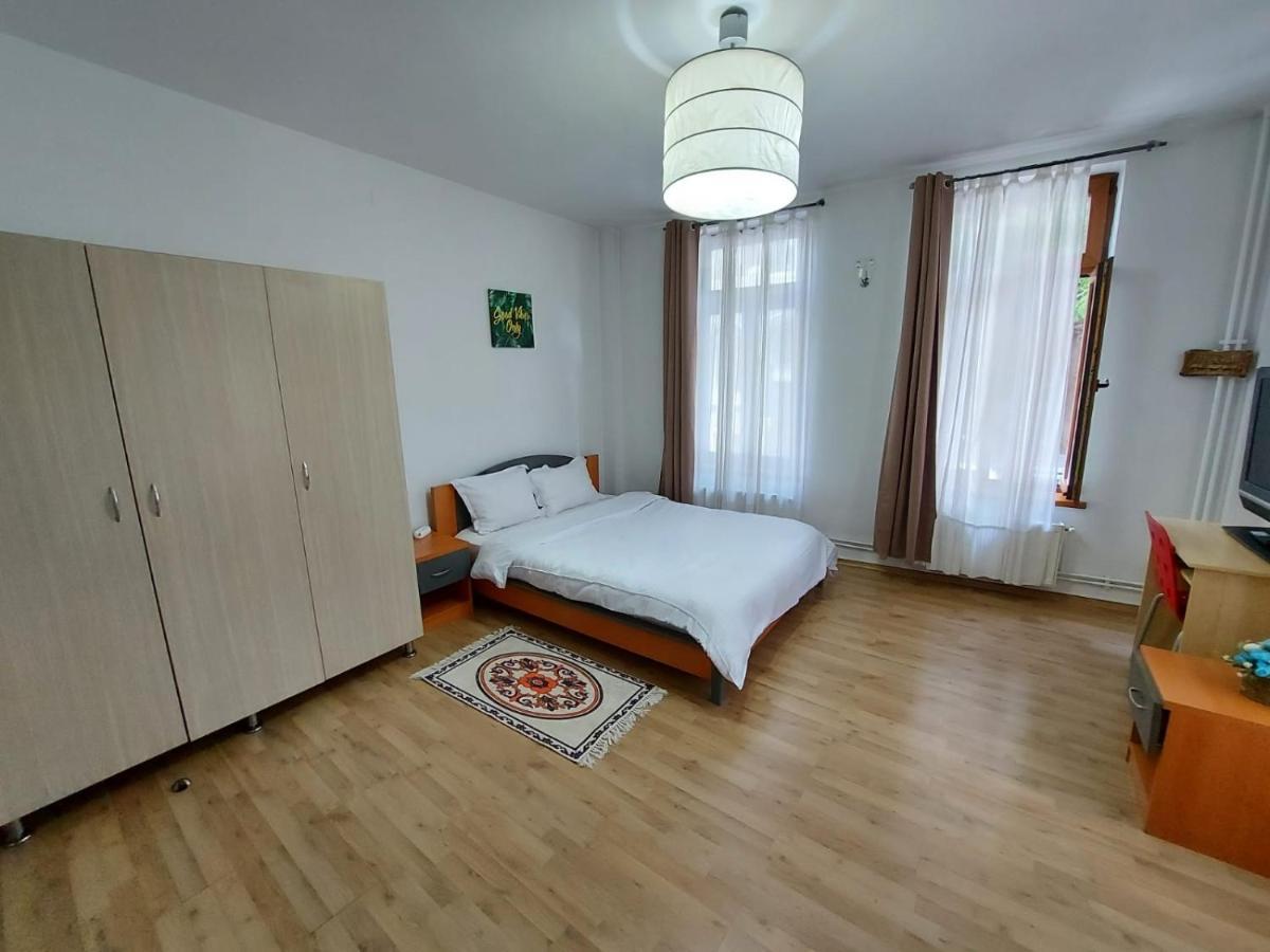 Happy Accomodation Bucharest Exterior photo