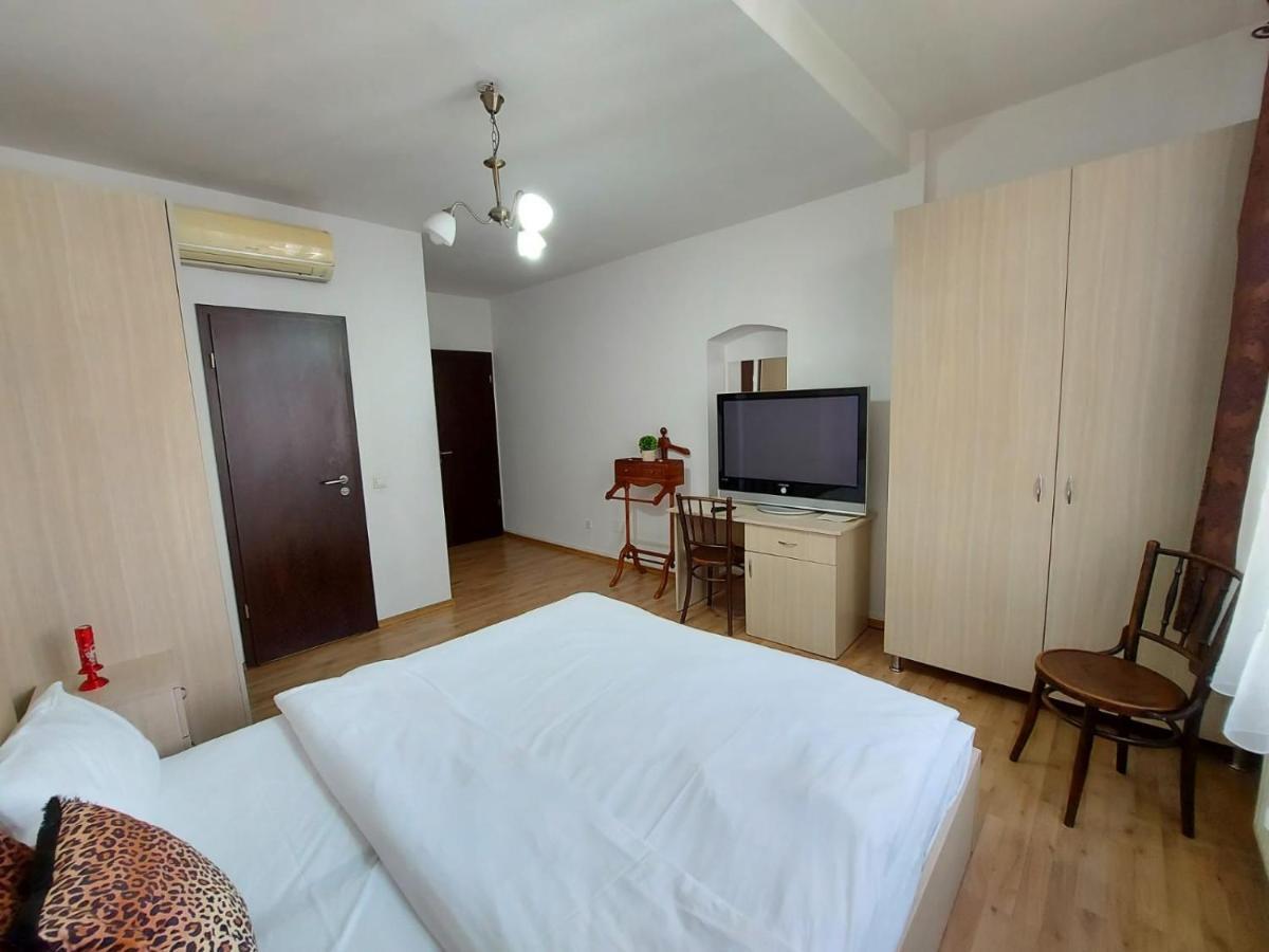 Happy Accomodation Bucharest Exterior photo